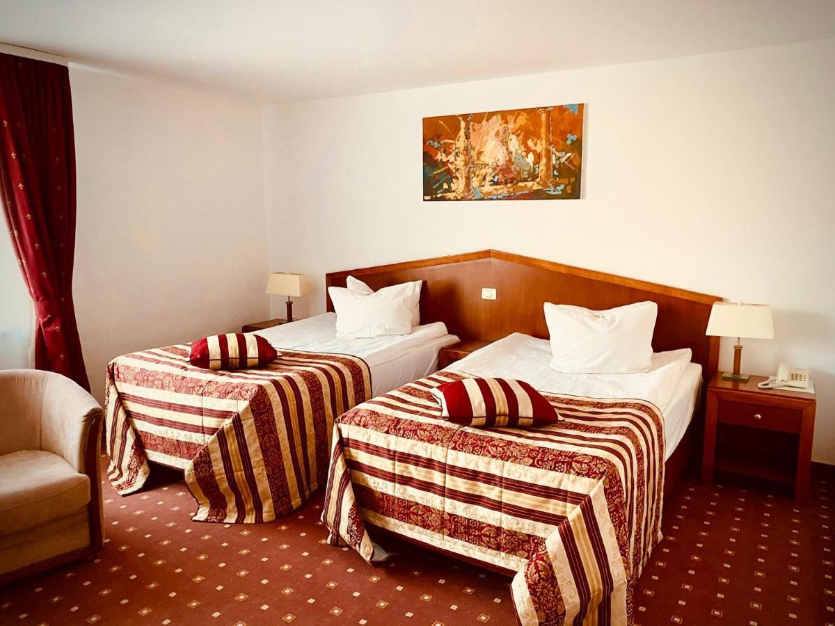 Casa Jasmine Otel Braşov Dış mekan fotoğraf