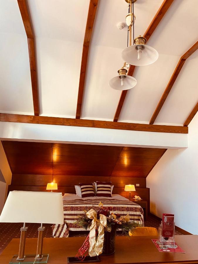 Casa Jasmine Otel Braşov Dış mekan fotoğraf