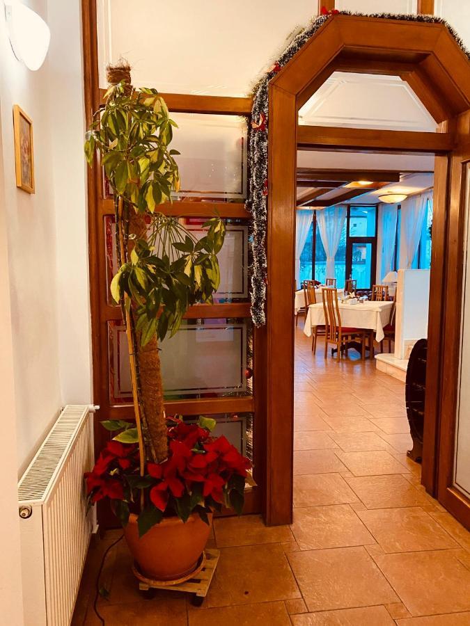 Casa Jasmine Otel Braşov Dış mekan fotoğraf