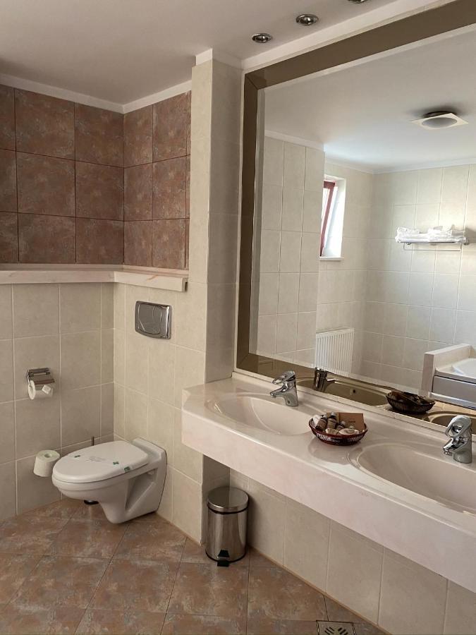 Casa Jasmine Otel Braşov Dış mekan fotoğraf