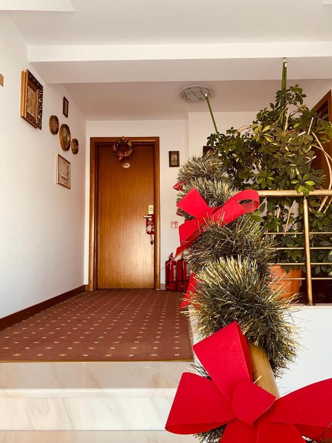 Casa Jasmine Otel Braşov Dış mekan fotoğraf