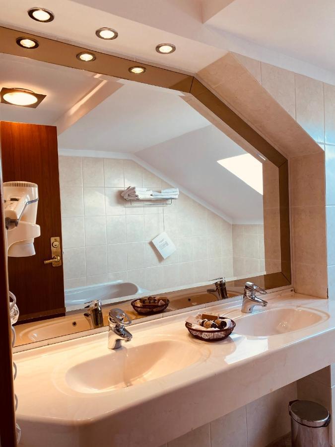 Casa Jasmine Otel Braşov Dış mekan fotoğraf
